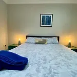 Stylish Apartment For 2 Nr Centre & Victoria Park