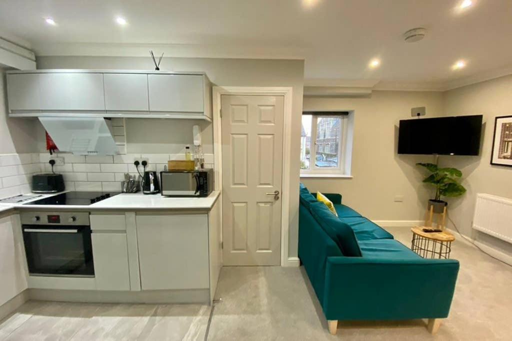 Stylish For 2 Nr Centre & Victoria Park Apartment